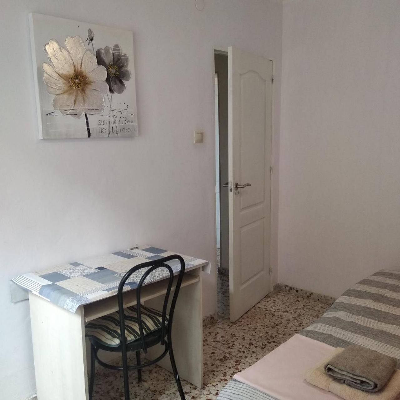 Habitacion Privada Y Tranquila Alicante Bagian luar foto